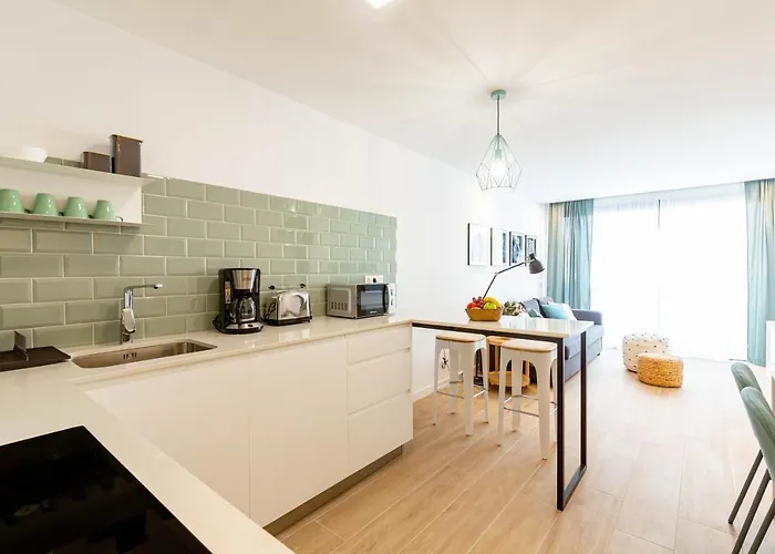 Luxury Penthouse With Jacuzzi La Strada