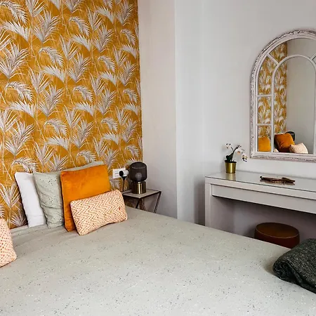 Luxury Penthouse With Jacuzzi La Strada Apartmán